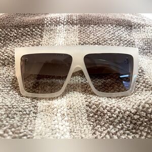 CELINE Bold 3 Dots Gradient Flat Top Sunglasses in Ivory Gradient EUC